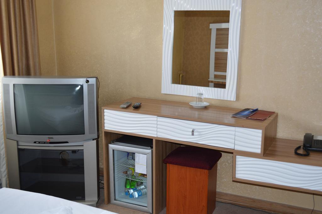 Anit Park Otel
